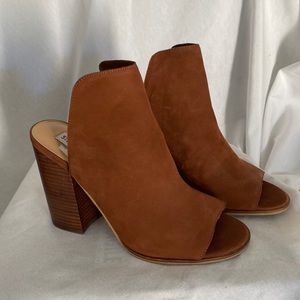 New Steve Madden Open Toe, Tobacco Suede Bootie